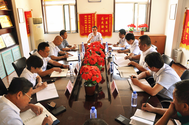 弘扬“严实”精神，树立“严实”作风