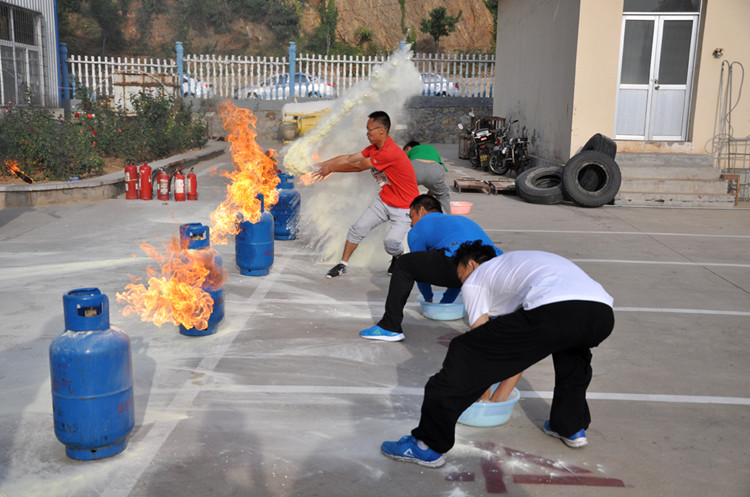 汇通燃气成功举办第十三届消防运动会