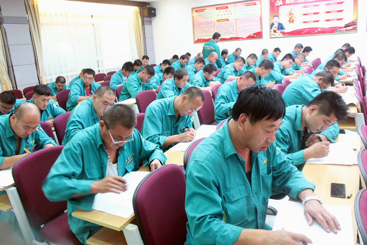 进行危险品运输培训，把好安全运输关